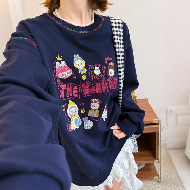 【POP MART】Labubu 刺繍入り大人かわいいスウェット 春色5色展開 やわらか肌触り リラックスフィット M・Lサイズ展開