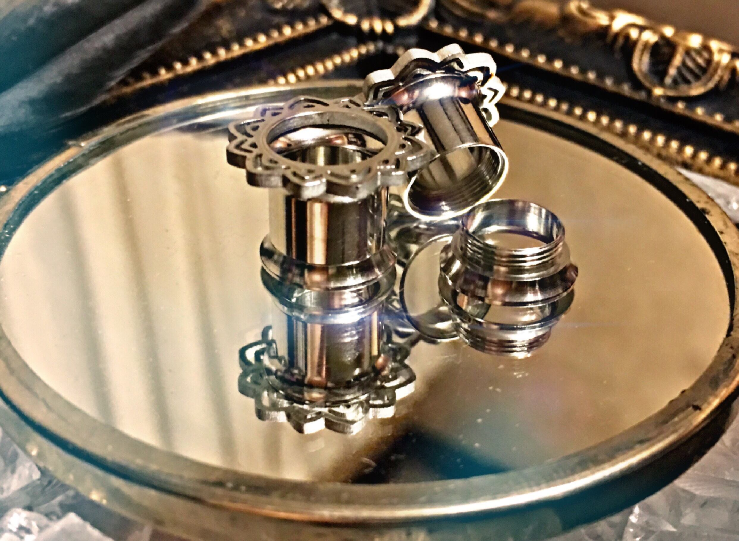 00g 10mm 1pc シルバー フラワー トンネル スティール フレア ボディピアス 