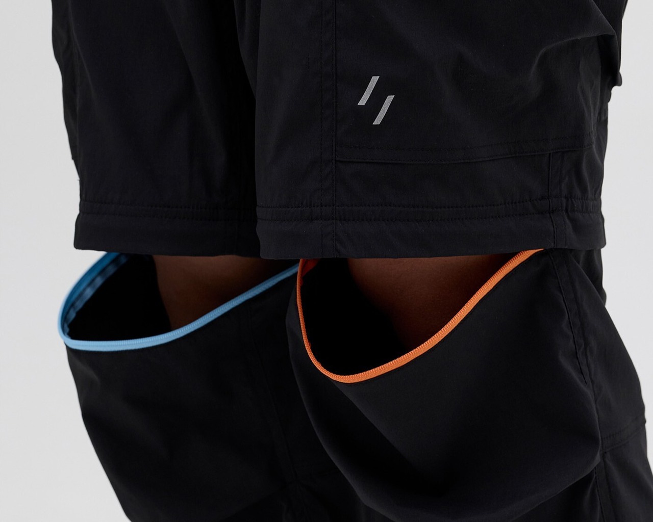 DECTA 2-WAY CARGO PANTS_BLACK