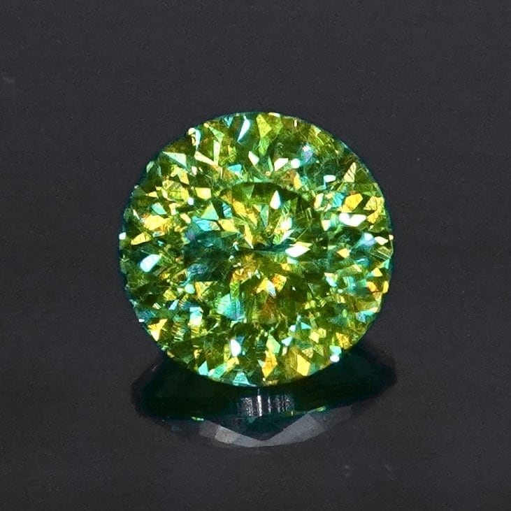 12/31までセール　宝石質　ファイナルグレード スフェーン　11㍉　一点物 楽天市場】【21日までXmas限定・厳選20％OFF+楽天ポイント】スフェーン