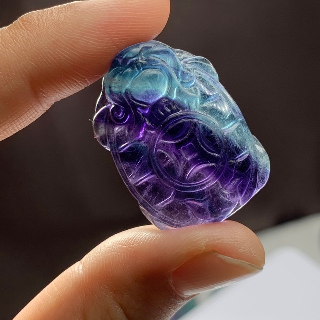 6.透明度有り☆龍亀ペンダントトップ