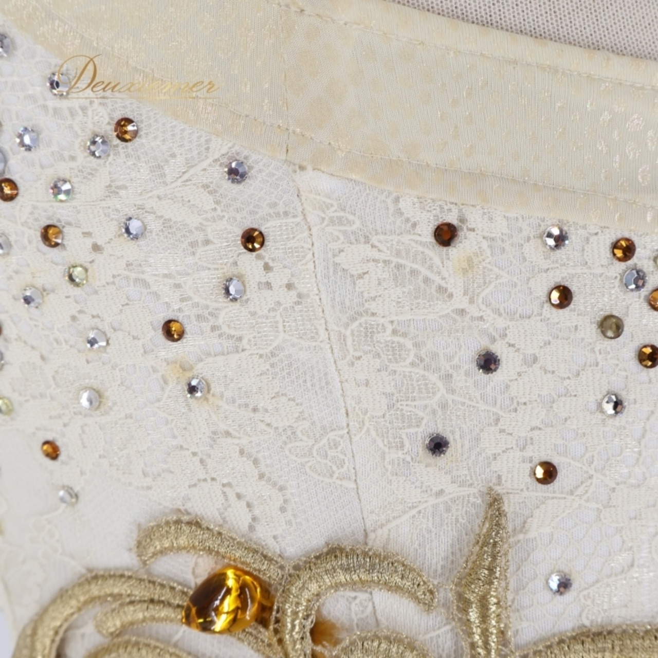 社交ダンス 衣装 スタンダードドレス ワンピース ドレス ホワイト系 ベージュ系 クリーム アイボリー ゴールド フリル レース 羽 デモ 競技 パーティ 発表会 かわいい エレガント フォーマル 大人 女性用 おしゃれ