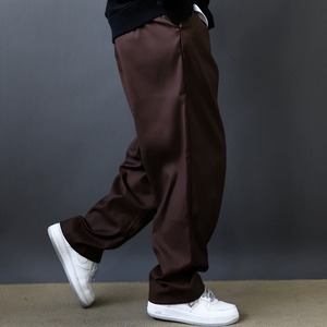 Two-tuck wide straight pants 1234