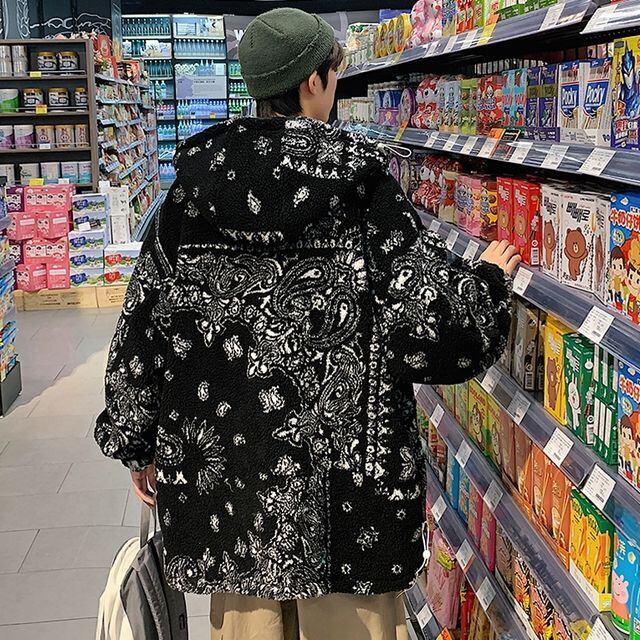 予約販売】ボアブルゾン メンズ ペイズリー柄 モノトーン ショート丈