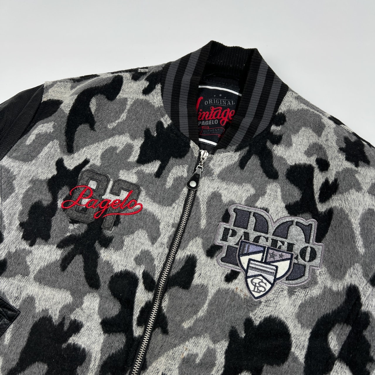 PAGELO パジェロ 迷彩 カモフラ 袖革 レザー スタジャン サイズ L /メンズ/総柄/ブラック×グレー系