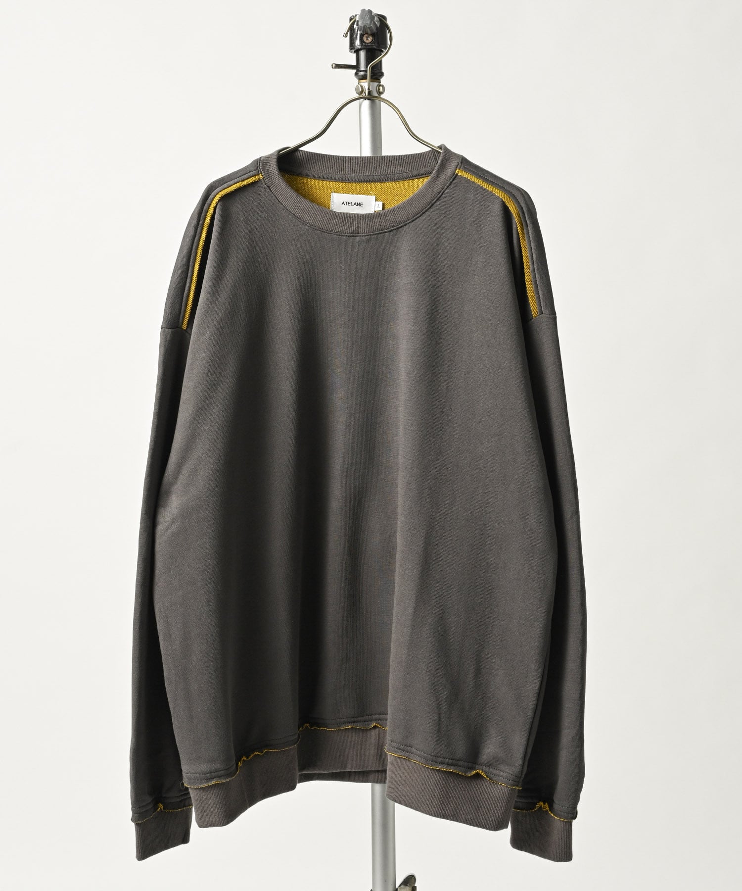 ATELANE Color-block crew neck (CHA) 26A-24021