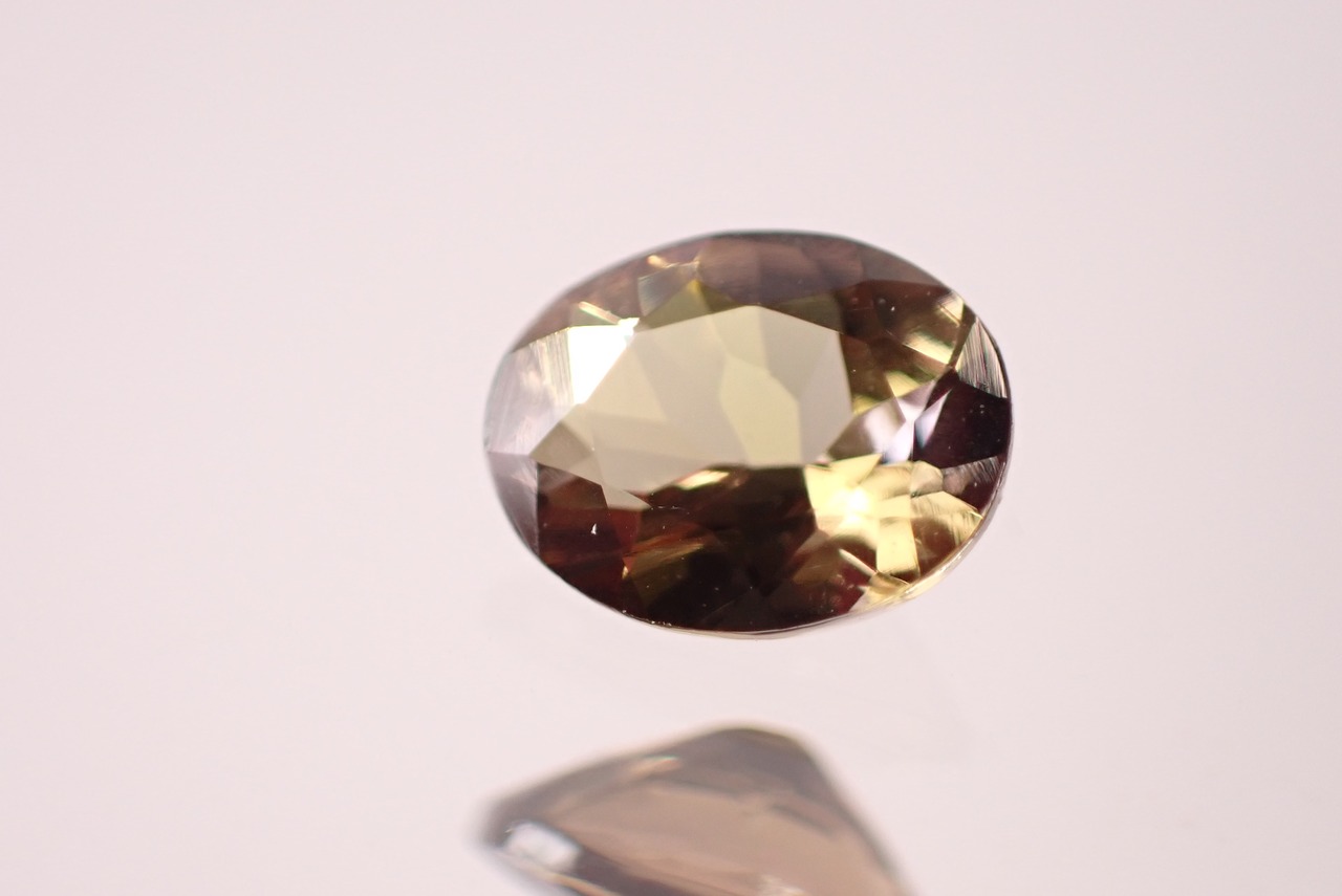 ゾイサイト　0.32ct　[D3-266]