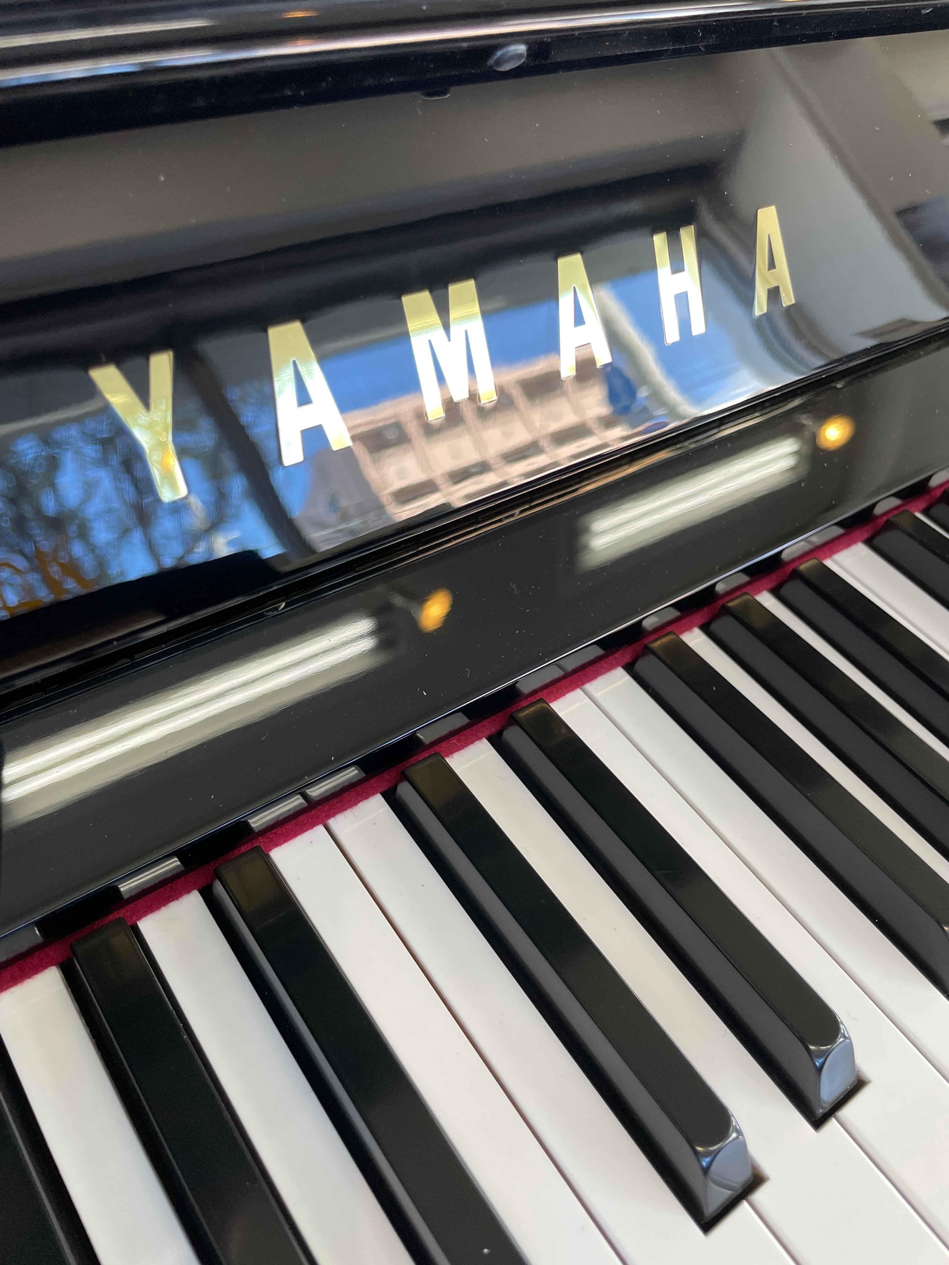 ヤマハリニューアルアップライトピアノYU3