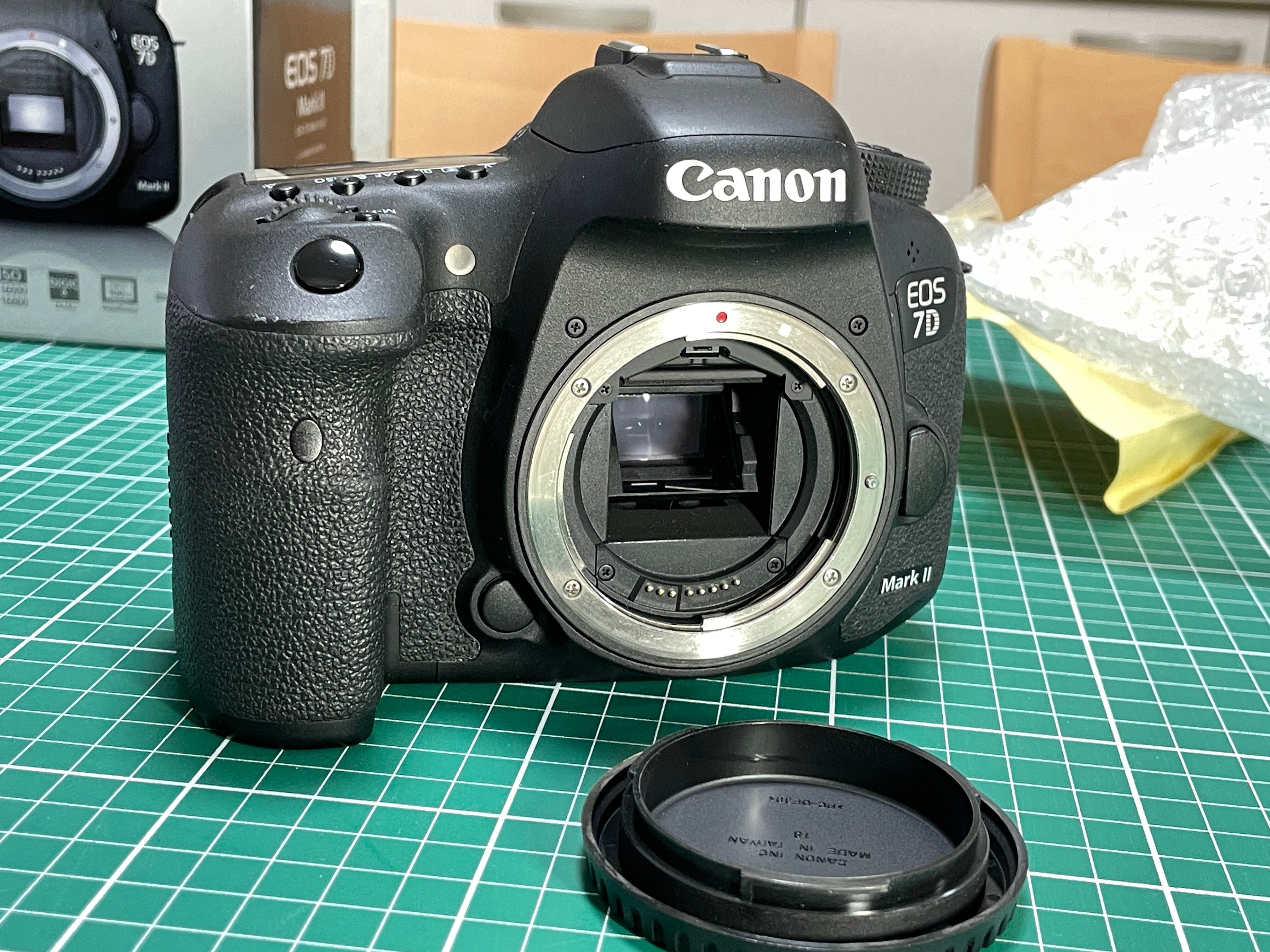 中古】Canon キヤノン EOS 7D MarkII ボディ EF-S15-85mm F3.5-5.6 IS