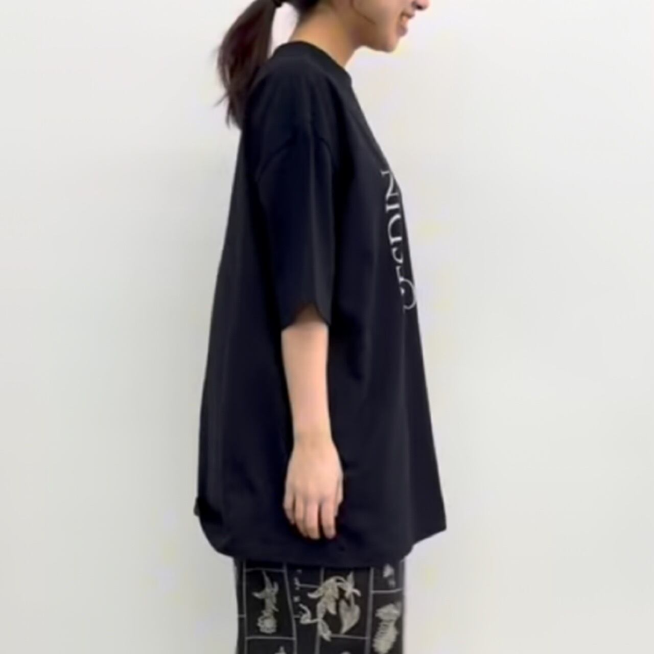 CLOCHE(クロッシェ)】ロゴプリント五分袖Tシャツ［612-85735