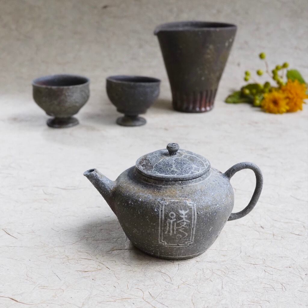 土本訓寛 土本久美子 象嵌八角小皿　うさぎ 土本訓寛・久美子 - 器まるかく