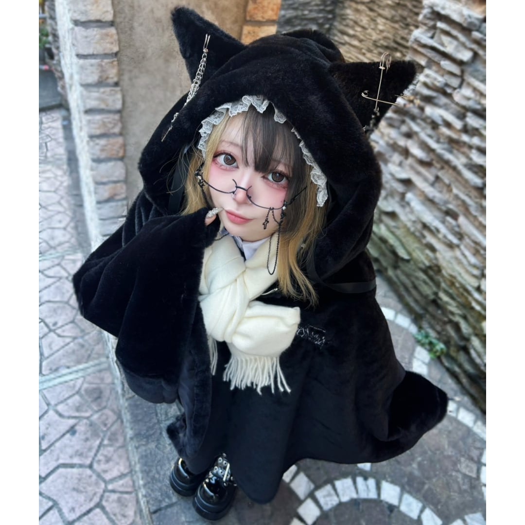 12/29新着】ネコ耳ファーポンチョ | VOLCAN&APHRODITE