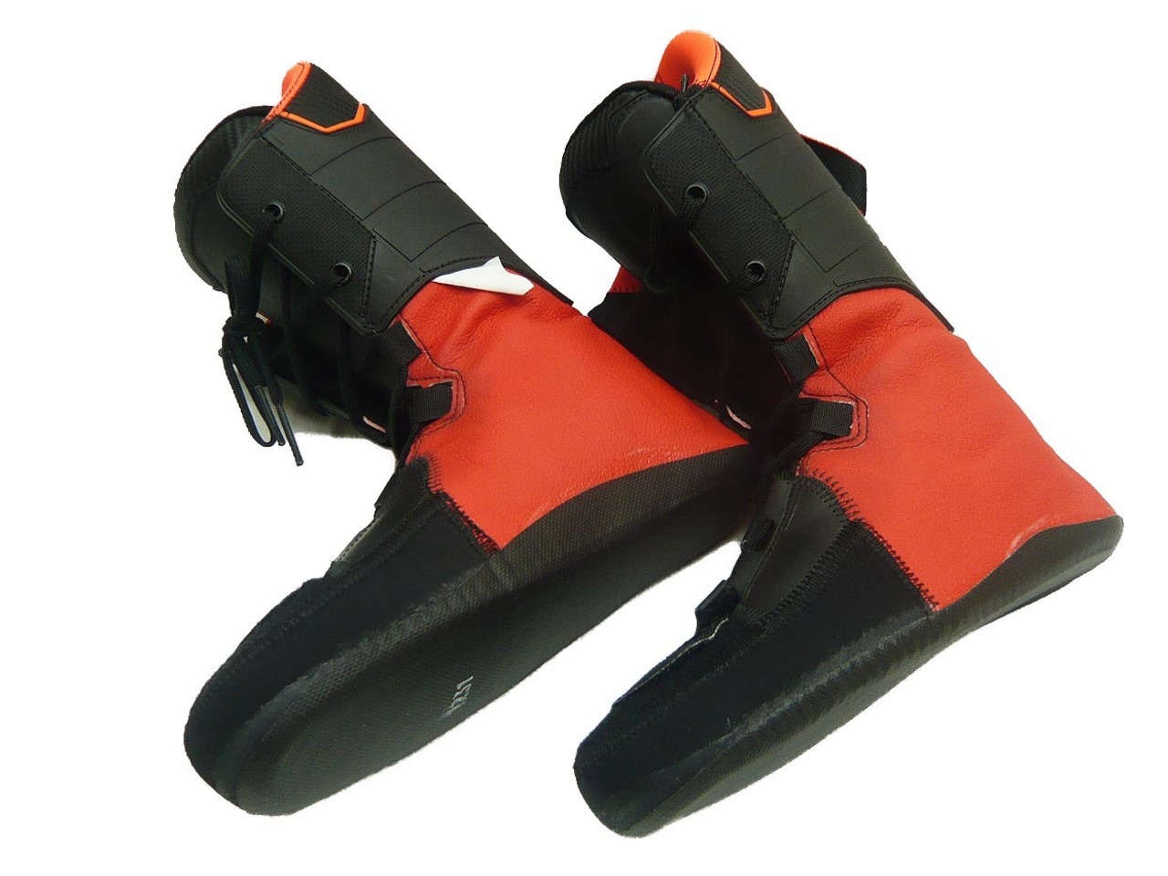 ロシニョール ブーツ　HERO  WORLD CUP SERIES  LINERS  (BLACK/RED)シューレース（紐付き）インナー RVJLZ60 2019/20-2021-22モデル 新品