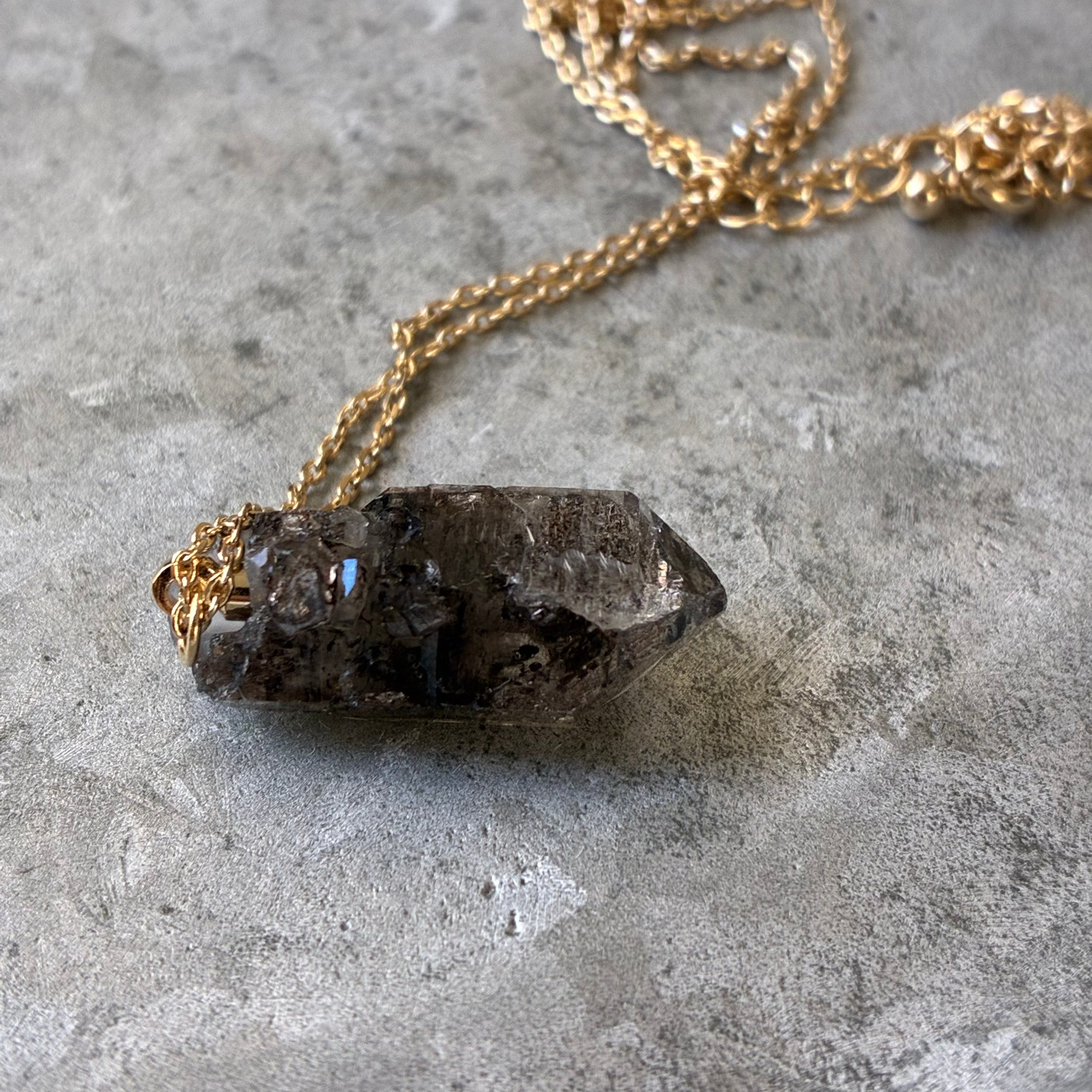 水晶・クォーツ | ジオ - 鉱物・原石のハンドメイド天然石アクセサリー