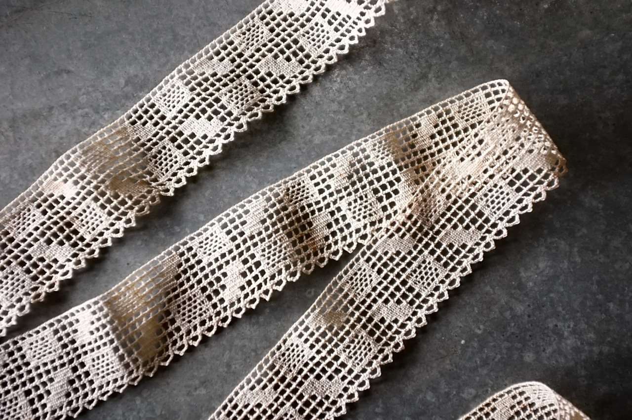 1900s フランス 100x4c リネン 鏡の国デイジーとアンティークレース r9m