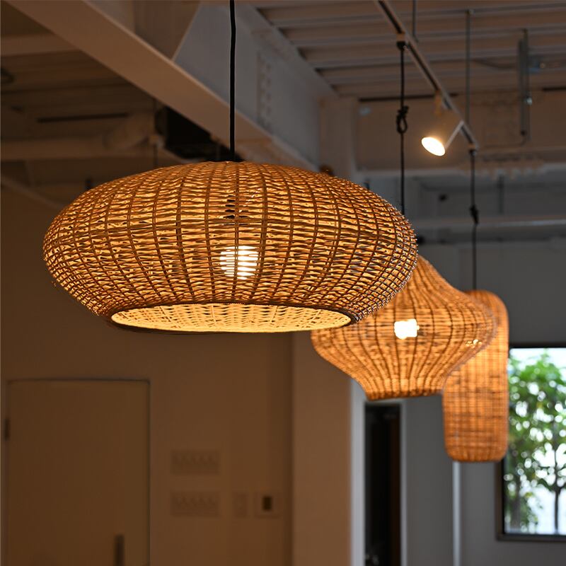 ラタンランプ　アメリカ　ビンテージ 1970's ヴィンテージ ラタンシェード ペンダントランプ - アンティーク