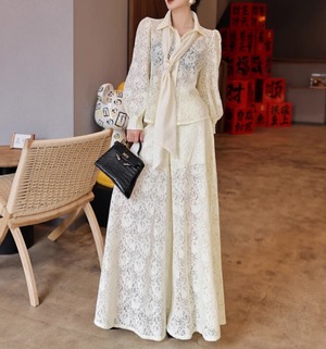 レディース パンツ ボトムス セットアップ アンサンブル ロングパンツ ワイドパンツ スラックス 半袖 ボリューム袖 萌袖 フリル袖 バルーン袖 キャミソール りぼんタイ ワイド フレア Aライン 裾ワイド フェミニン レース 刺繍 リボン ハイウエスト 2way 伸縮性 ヴィンテージ 配色 大人可愛い きれいめ 上品 おしゃれ かっこいい レトロ こなれ感 ラフ 個性的 エレガント モダン 主役級 存在感 とろみ感 ヴィンテージ ラブリー キュート 都会的 ラグジュアリー クラシカル オールシーズン 結