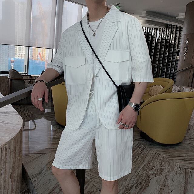 【予約販売】メンズ スーツ ストライプ柄 スリム 半袖 男前 ジャケット ハーフパンツ ブラック ホワイト セットアップ パーティ パーティー 二次会 結婚式 M/L/XL