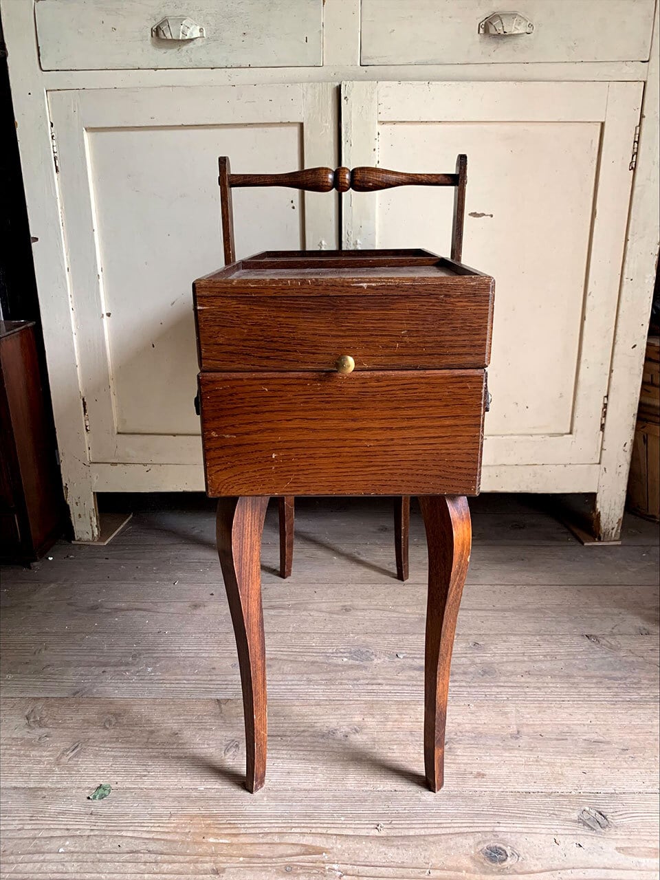 脚付きソーイングボックス 蓋スライド式 手芸箱 焦げ茶 | Brocante de