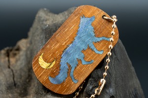 ※【王族の愛した銘木】 ハワイアンコア ドッグタグ 象嵌 闊歩