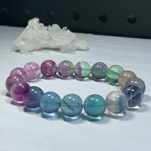 A69.可愛い色合い♪グラデーションフローライト ブレスレット