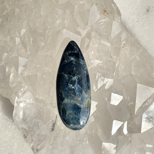 【セドナで浄化】【超美石】ブルーピーターサイト　タンブル（ルース）　2143