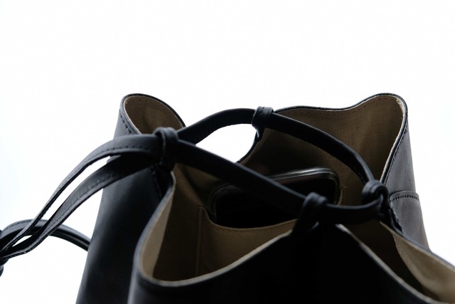MARROW/MA-AC6306 MEDIUM PILLOW BLACK
