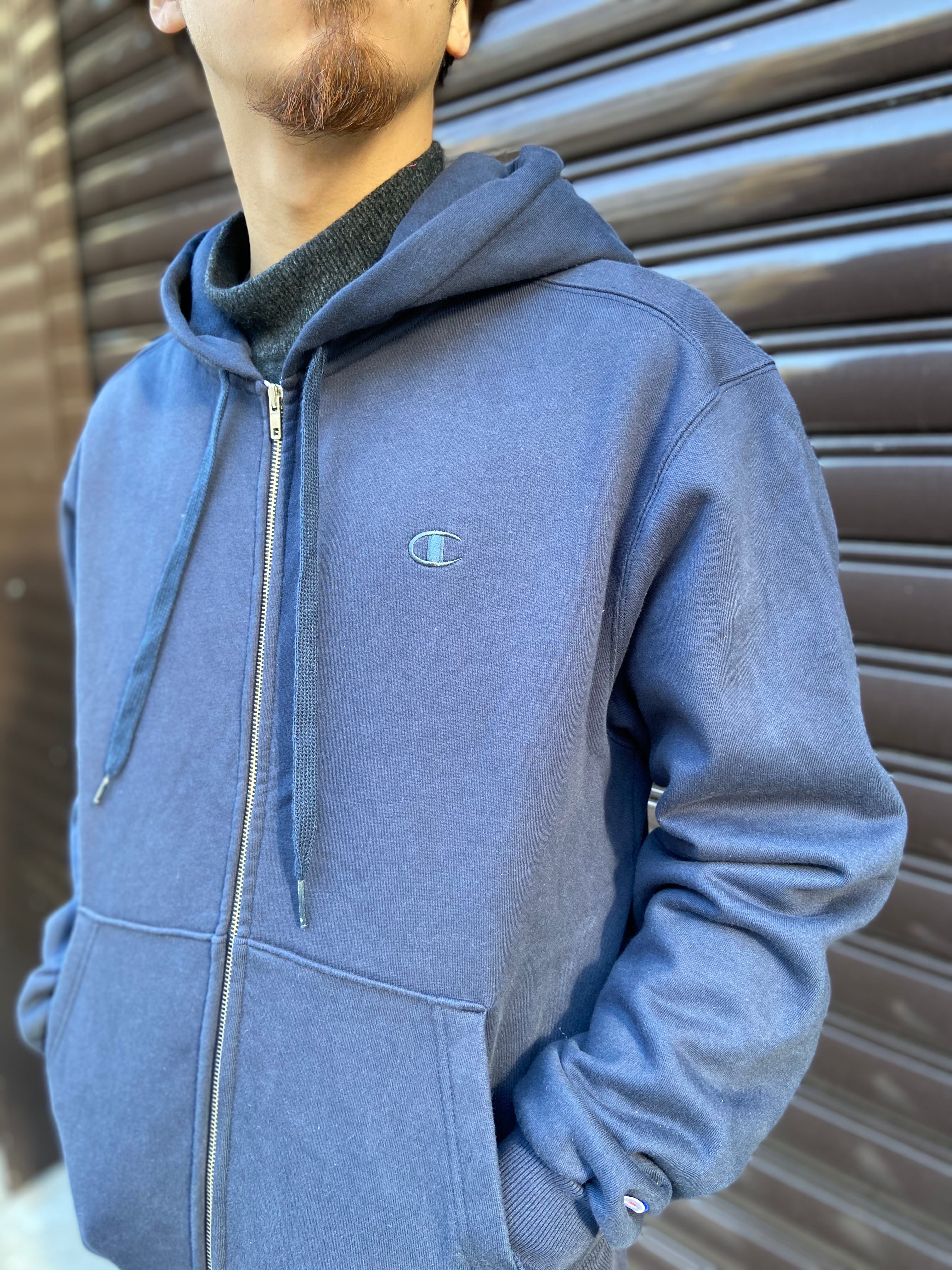 送料無料』未使用品 champion ジップアップパーカー ワンポイント M ...