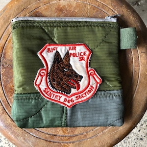 【HB1051】ミリタリーワッペン　ライナーリメイク　ポーチ　小物入れ