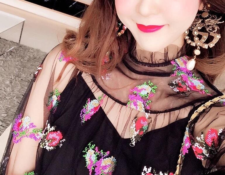 トップス 刺繍 花柄 ブラック ブラウス XS シースルー フラワー