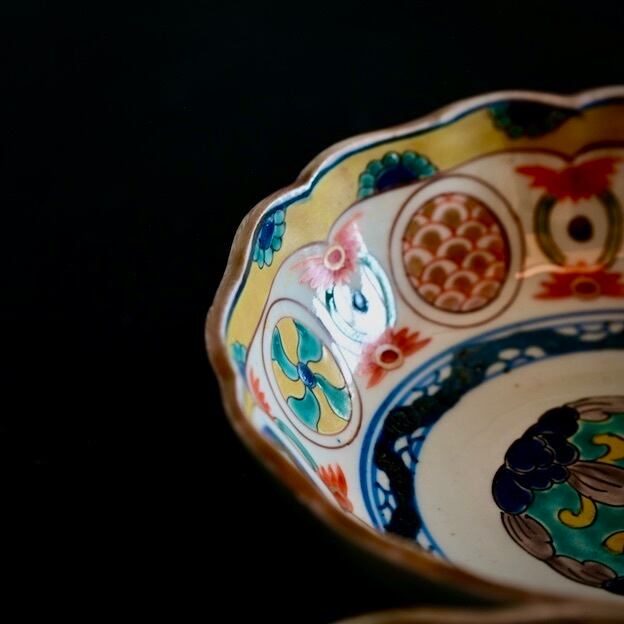 51134】伊万里絵皿 なます皿 江戸/ Imari Bowl - Flower / Edo Era