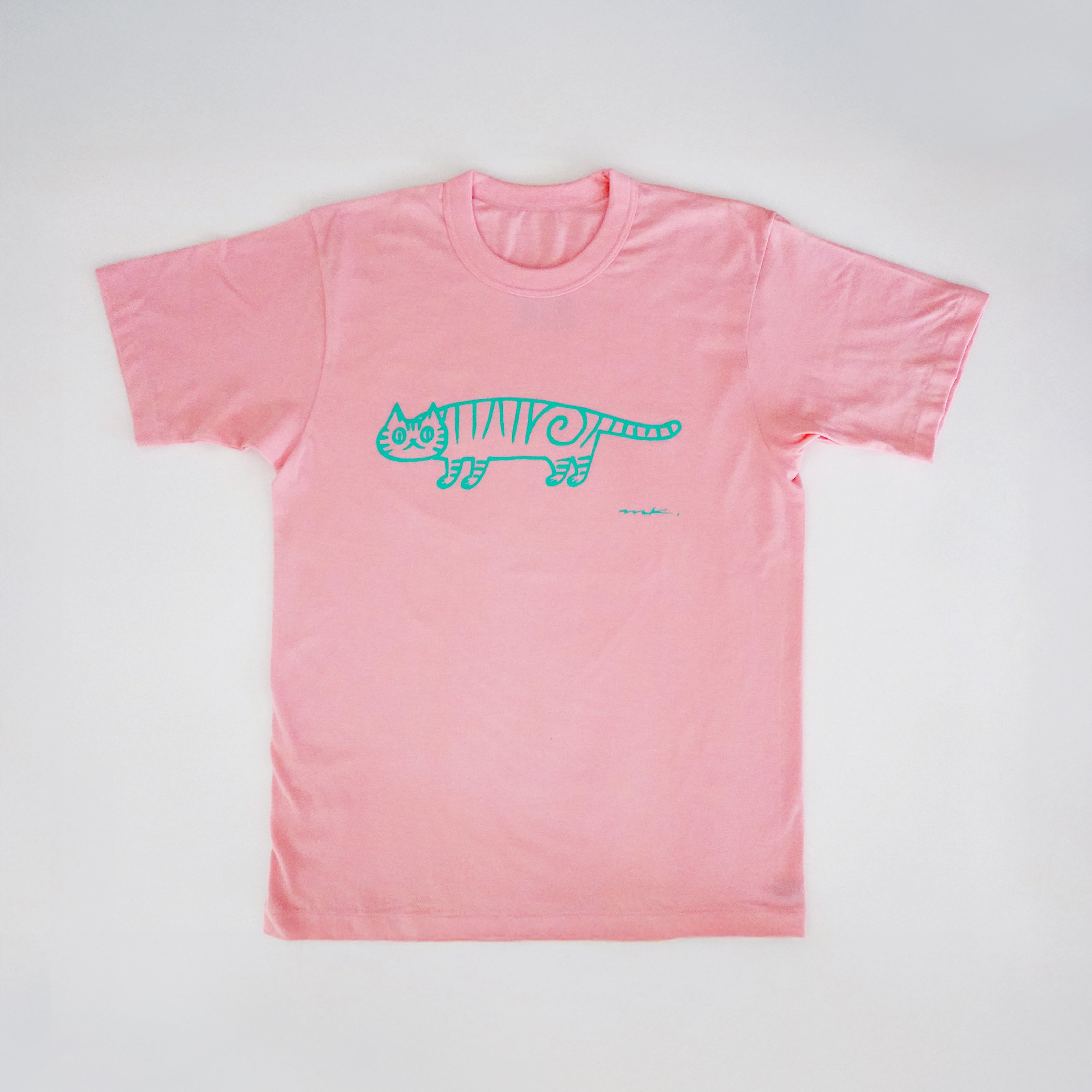 鹿児島睦「Tシャツ」ネコ・ピンク／ワニ・ブラウン Sサイズ | ブルー