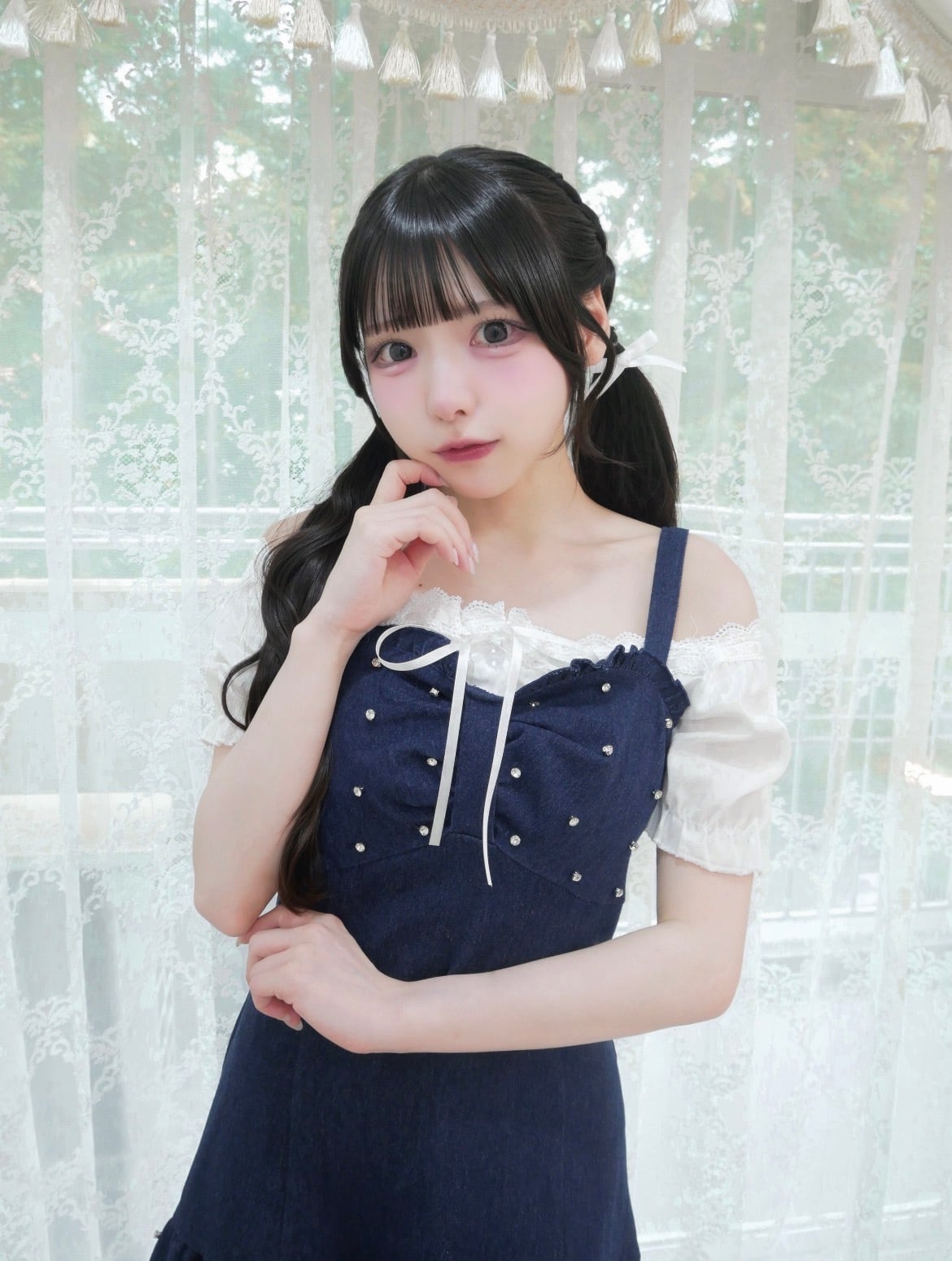 denim ribbon bijou op