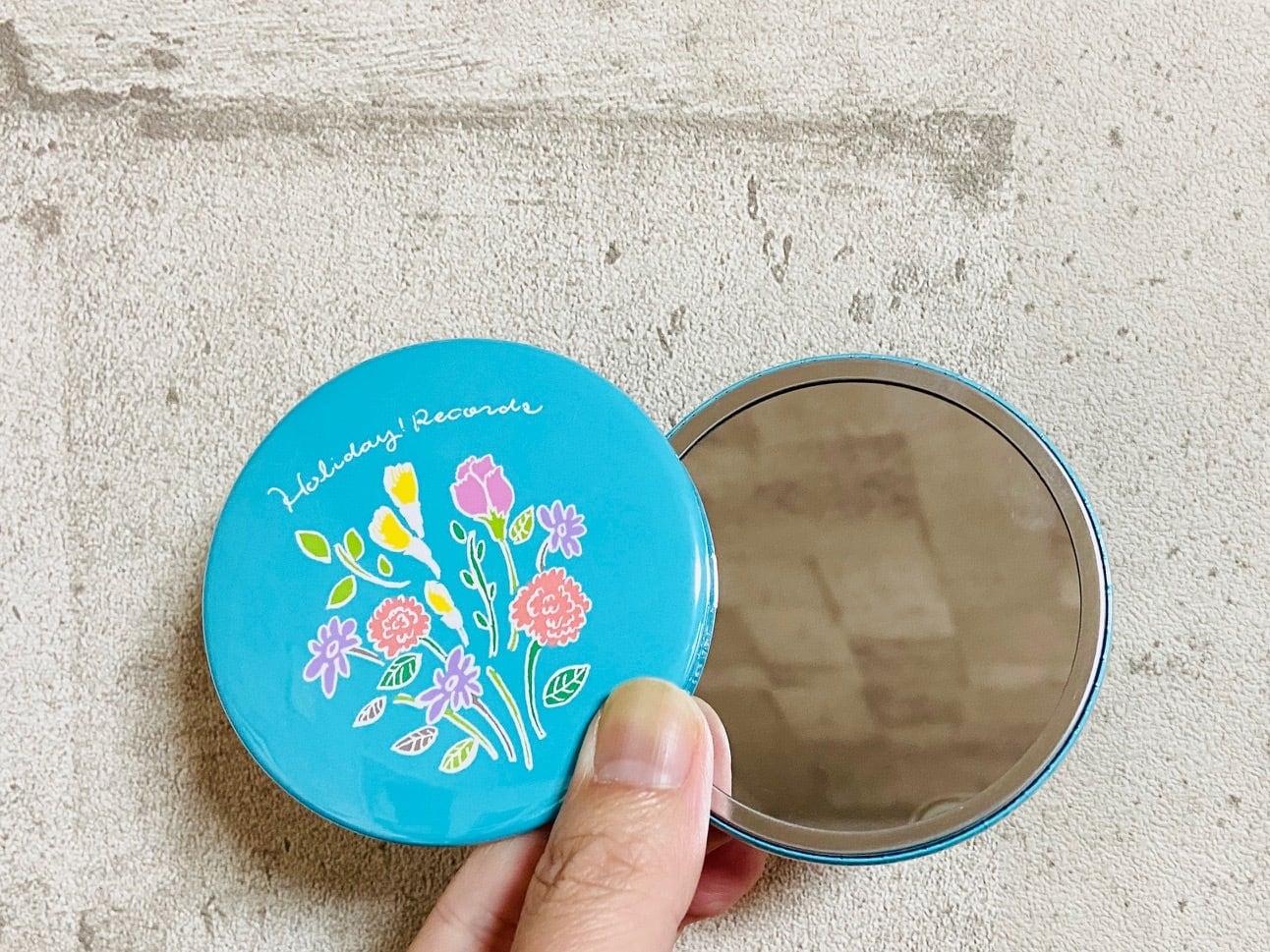 缶ミラー（76mm) 秋光亜実 デザイン | HOLIDAY! RECORDS DISTRO