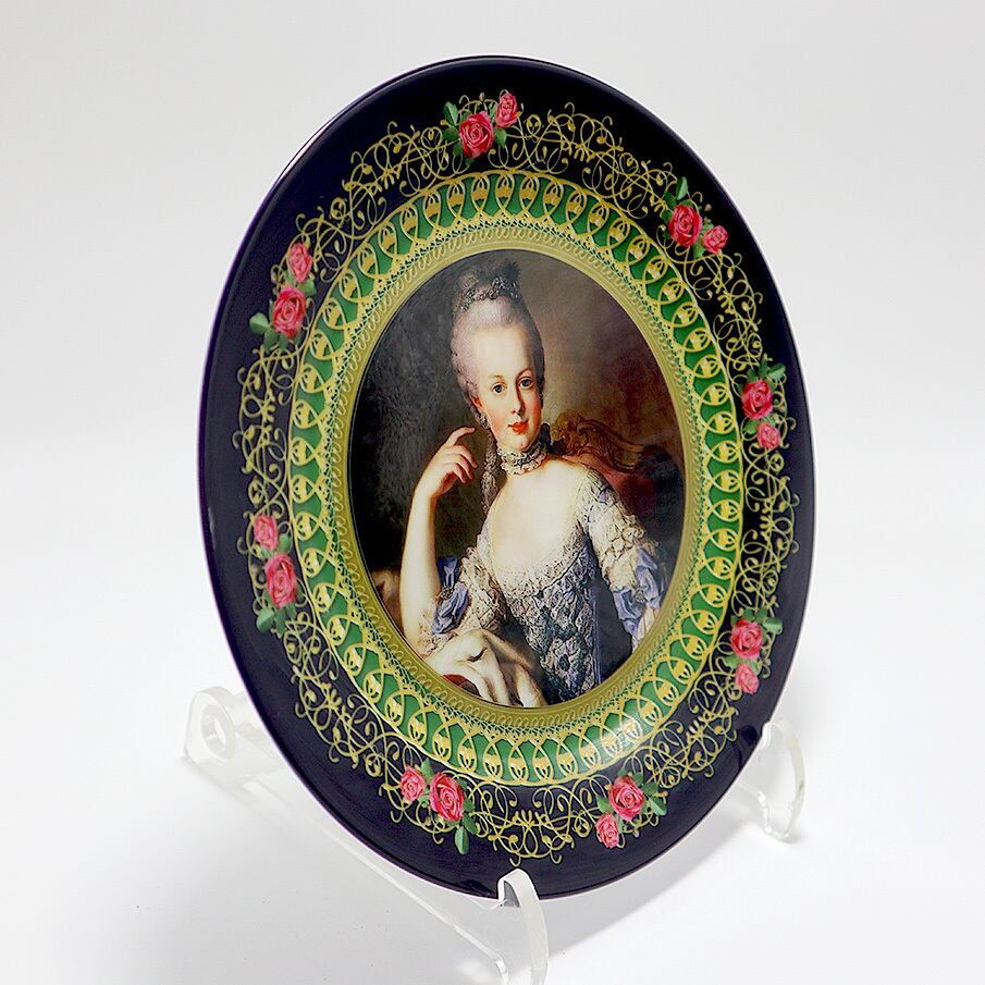 1枚目、2枚目の写真二体　「マリーアンコロネットさま専用」 マリー・アントワネットとルイ16世の結婚式 [22508945]のアート作品