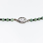 小粒でも透明感のある優しいグリーンの丸珠翡翠 ブラックスピネル  50cm ネックレス A貨翡翠 jd_ne1070