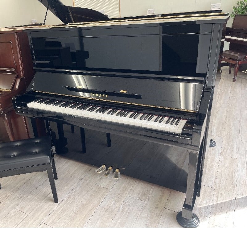 ★77300【アップライトピアノ】YAMAHA　YU3 ☆77300【アップライトピアノ】YAMAHA YU3 YAMAHA アップライトピアノ