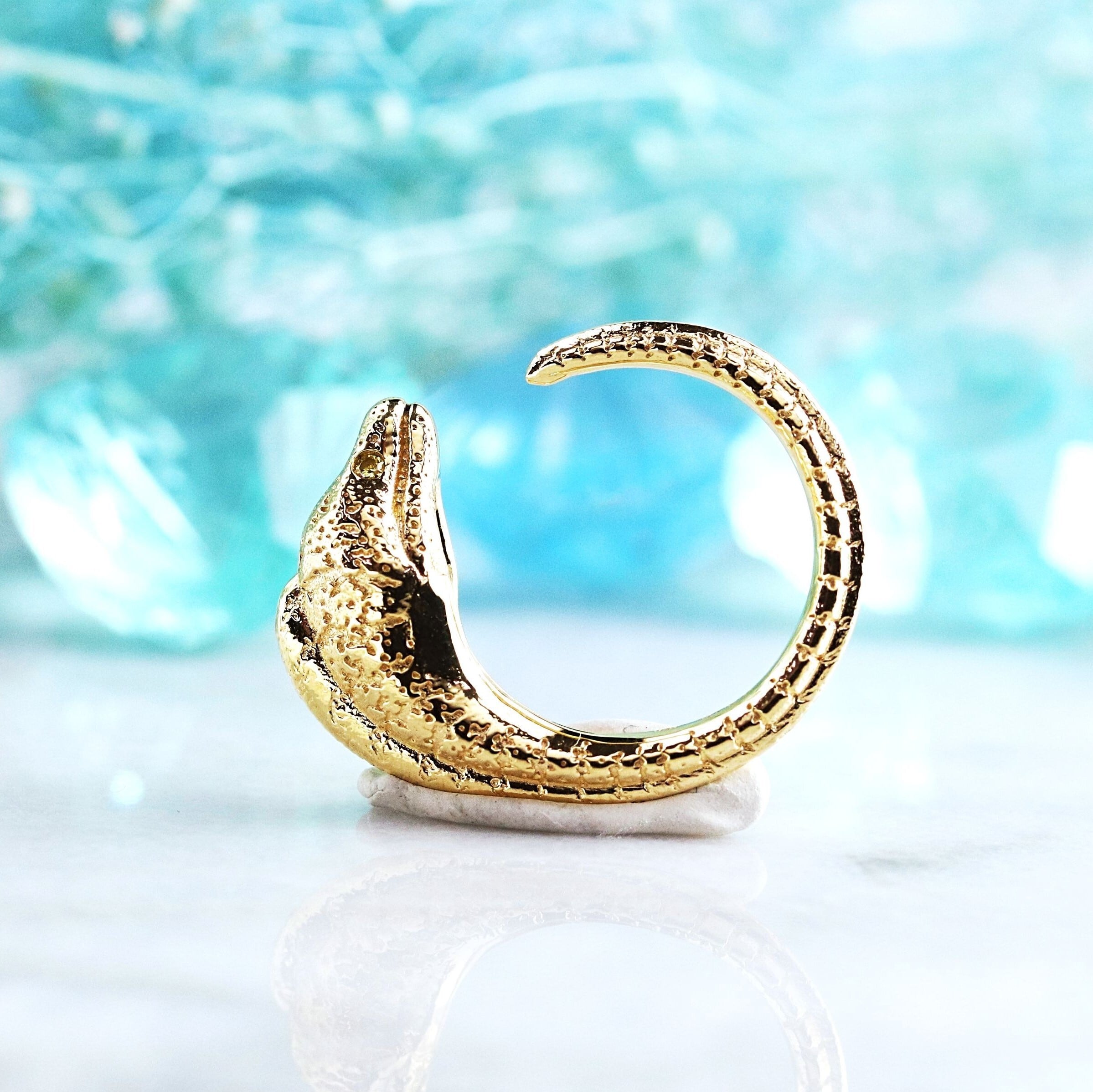 天然】ゴールドタイチンルチル クォーツ ブレスレット バン