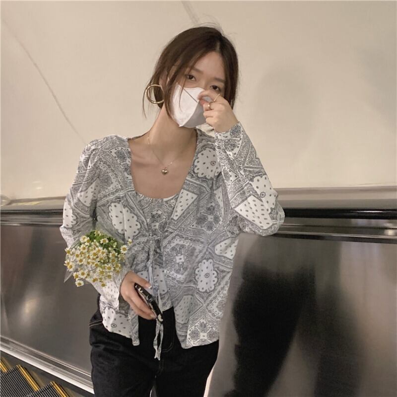 Tシャツ ルーズFlowerデザイン カーディガンジャケット オータムスタイル ロング 秋物 フラワーデザイン ブラックストロベリース81932755676