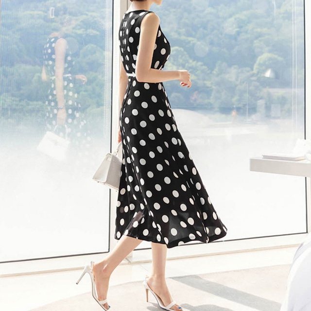 ドット柄Aラインノースリーブワンピース Me1289