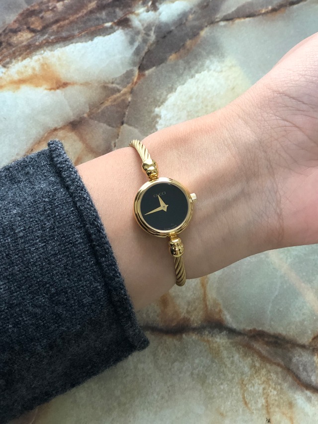 GUCCI グッチ 腕時計 ゴールド ラウンド ステンレススチール バングル クウォーツ 2700.2.L vintage ヴィンテージ オールド de3i84