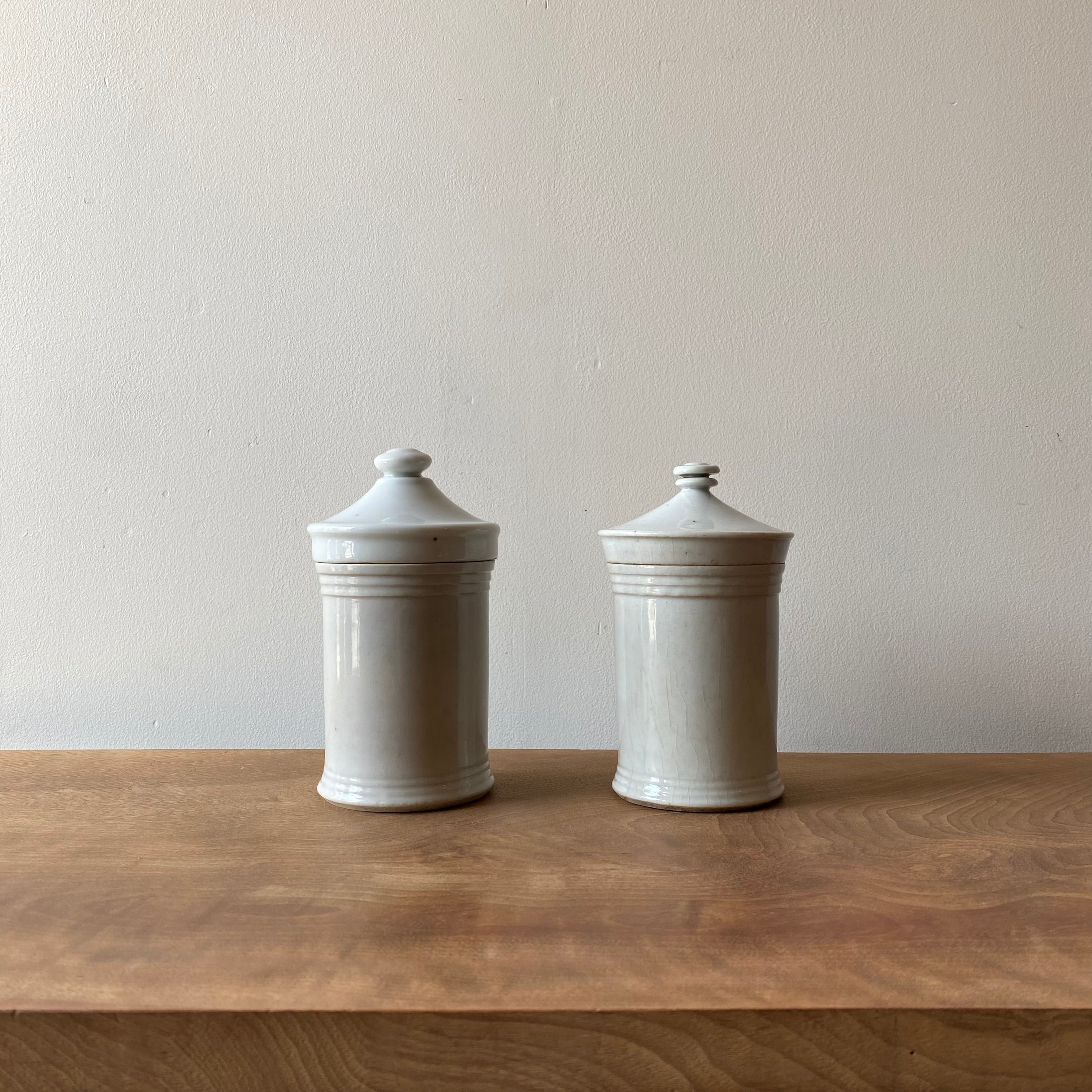 アンティークの白磁キャニスター　大　0892