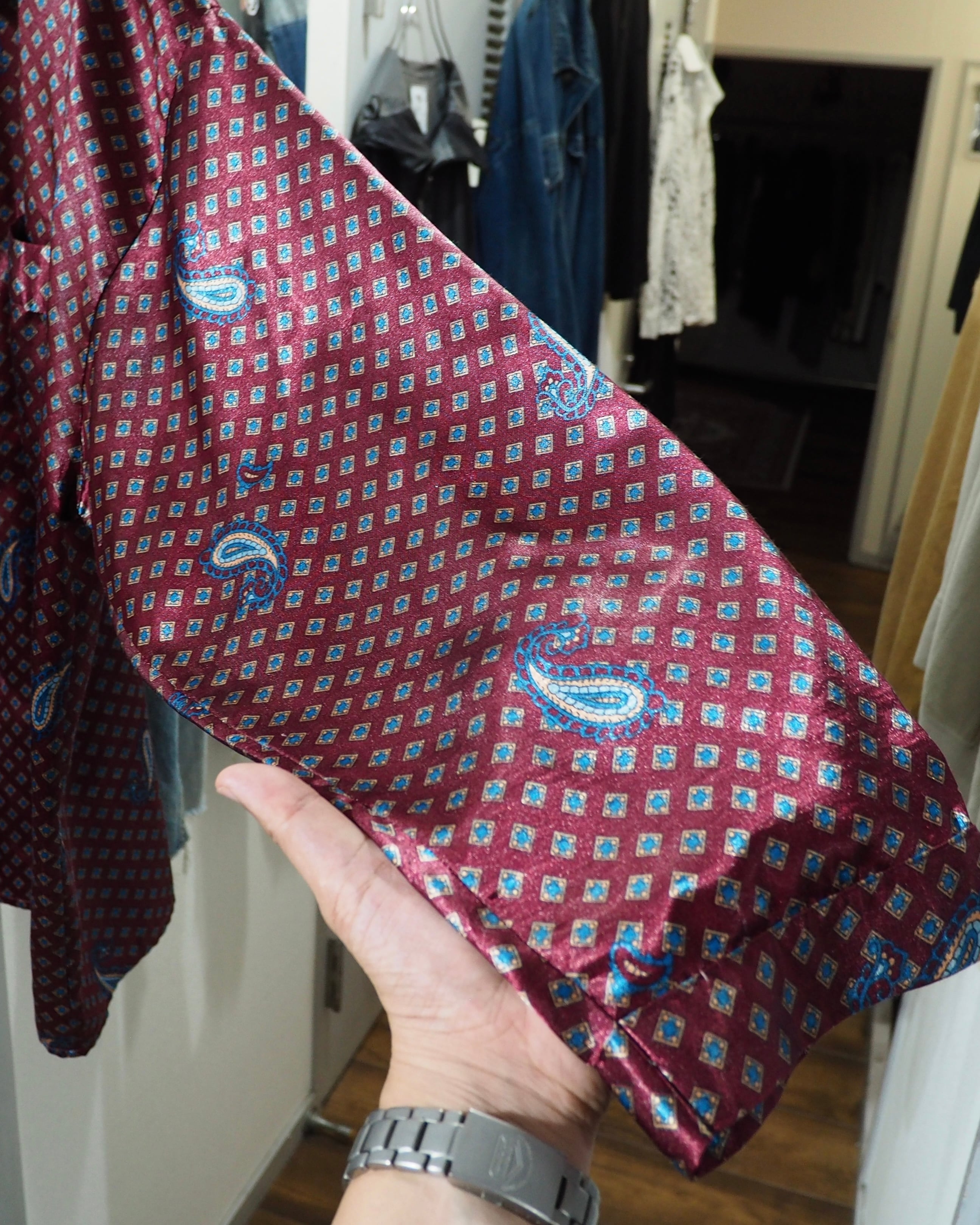 1990s Beautiful Bordeaux × Old Luxury Art Pattern Vintage Drape Loose Shirt