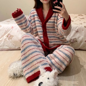 ツーピース 上下セット レディース トップス パンツ ルームウェア パジャマ 部屋着 寝巻き ロングパンツ ワイドパンツ 長袖 襟付き オーバーサイズ もこもこ ふわふわ かわいい カジュアル おしゃれ レトロ ラフ ガーリー ルーズ 個性的 存在感 カントリー ナチュラル ボーダー 春 秋 冬 ロングシーズン お泊まり 旅行 休日 ホテル お家時間 韓国 オルチャン コーデ 楽ちん 暖かい プレゼント プチプラ モテ インスタ映え S M L XL 2XL 3XL 小さいサイズ 大きいサイズ レッド