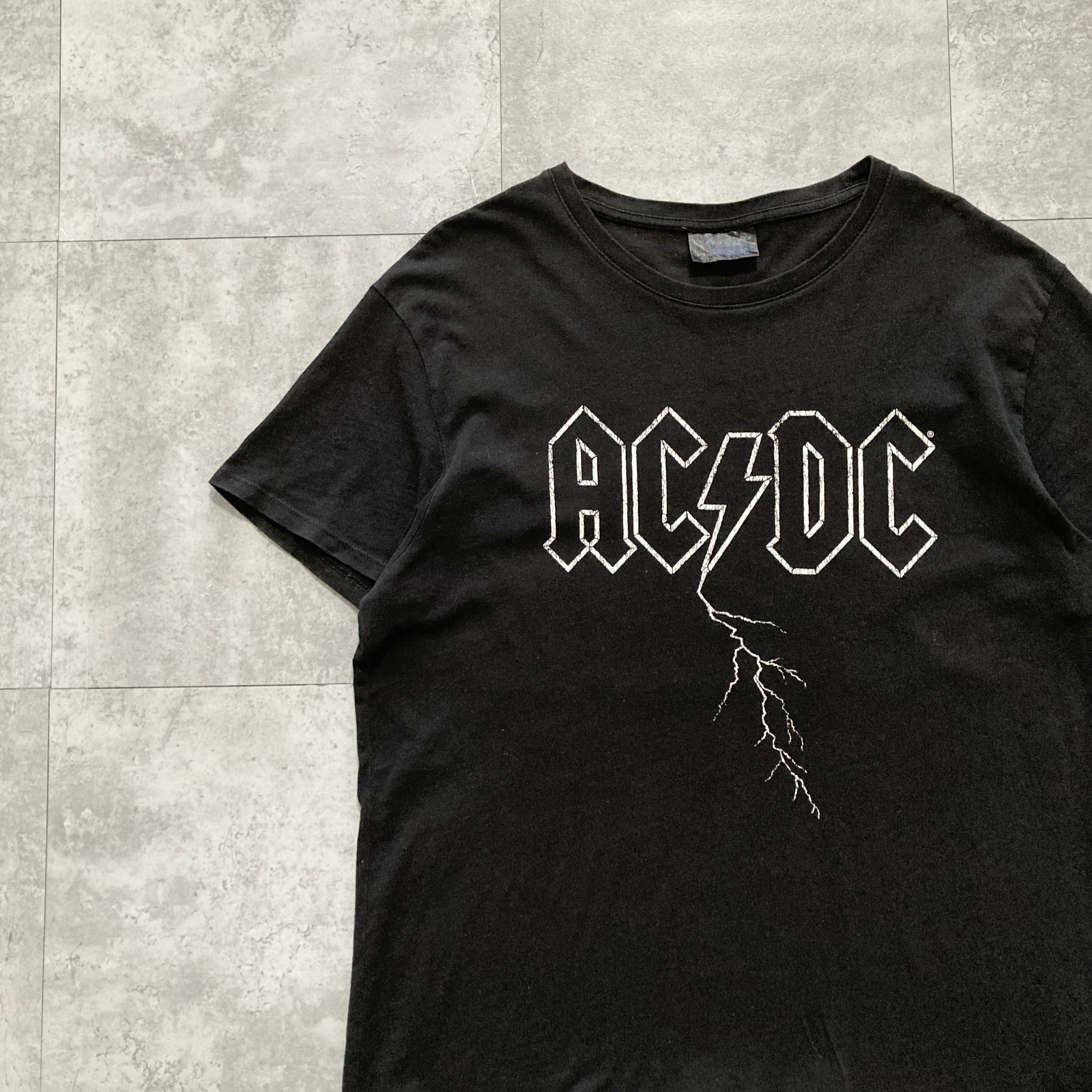 Size.M】GUNS N' ROSES ガンズアンドローゼス ブラック Tシャツ バンド