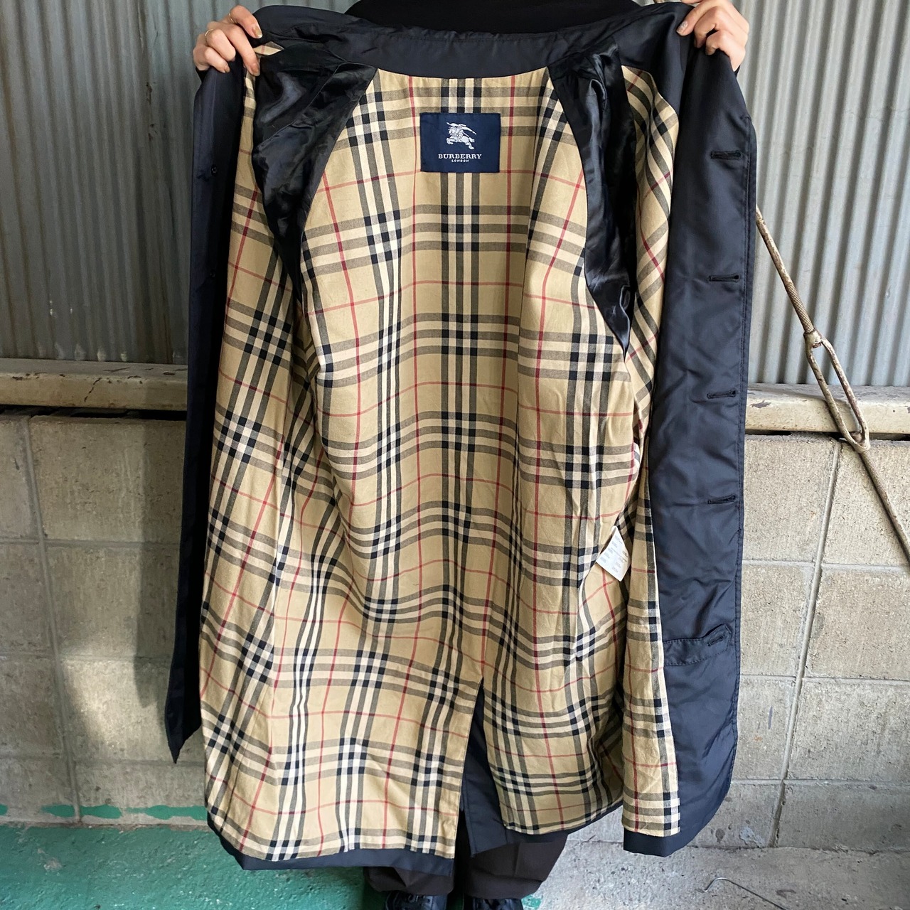 BURBERRY エネルギッシュ LONDON】裏地総チェック ベスト