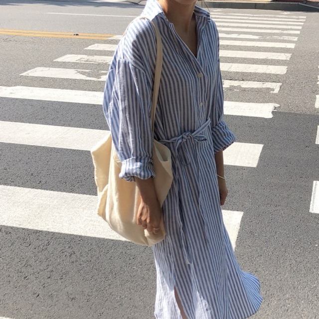 ストライプ柄シャツワンピース ストライプロングシャツワンピ レディース ワンピース ドレスワンピース ワンピドレス ストライプ柄ワンピース ロングワンピース サイドスリット ストライプ スリット シャツワンピース ロング 長袖 襟付き フレア スマート スリム シフォン かわいい 大人可愛い きれいめ シンプル カジュアル 上品 おしゃれ こなれ感 ガーリー クール エレガント デート お出かけ 休日 ショッピング 体型カバー トレンド インスタ映え ゆったり フェミニン