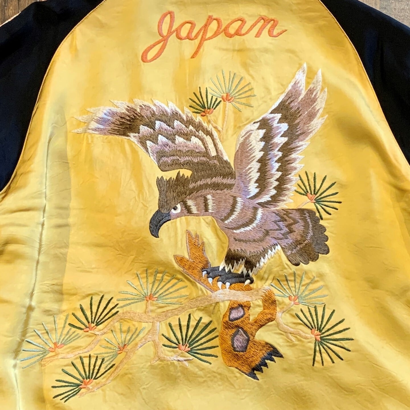 ♦︎綺麗♦︎港商♦︎スカジャン♦︎ 素晴らしかっ 別珍 虎♦︎沖縄  