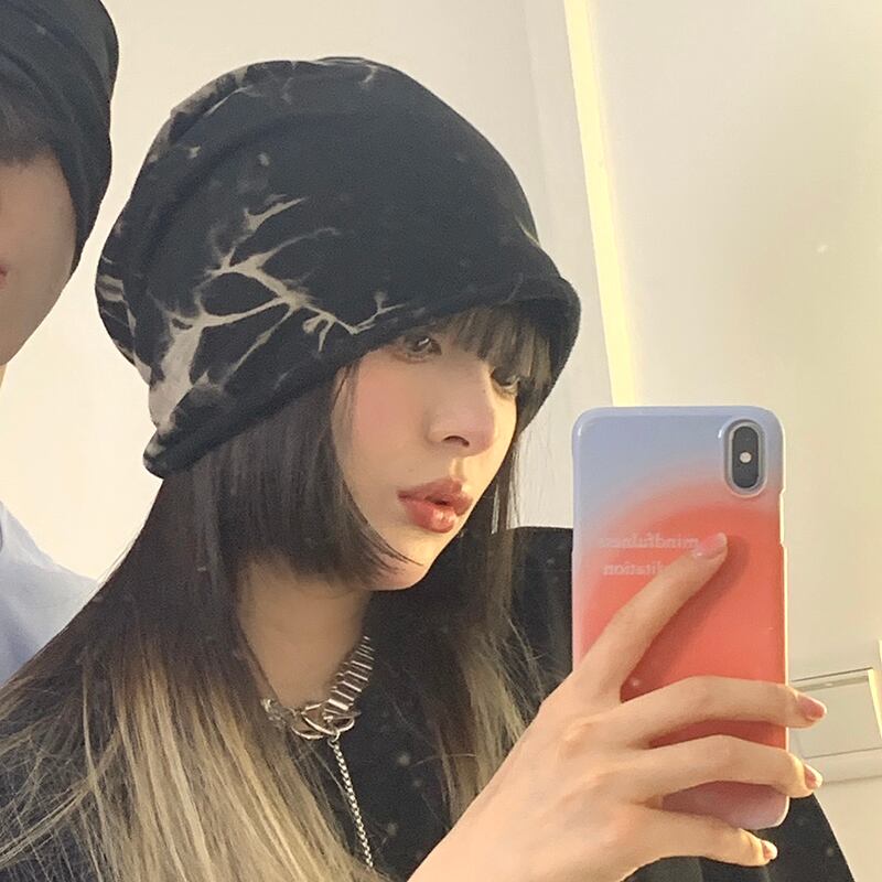 スプリングオータムブラック薄手ニット レッドサマー 帽子 春物 夏物 秋物 ブラック・アイド・ピーズ11591654263