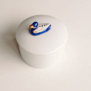 Bird Round Box
